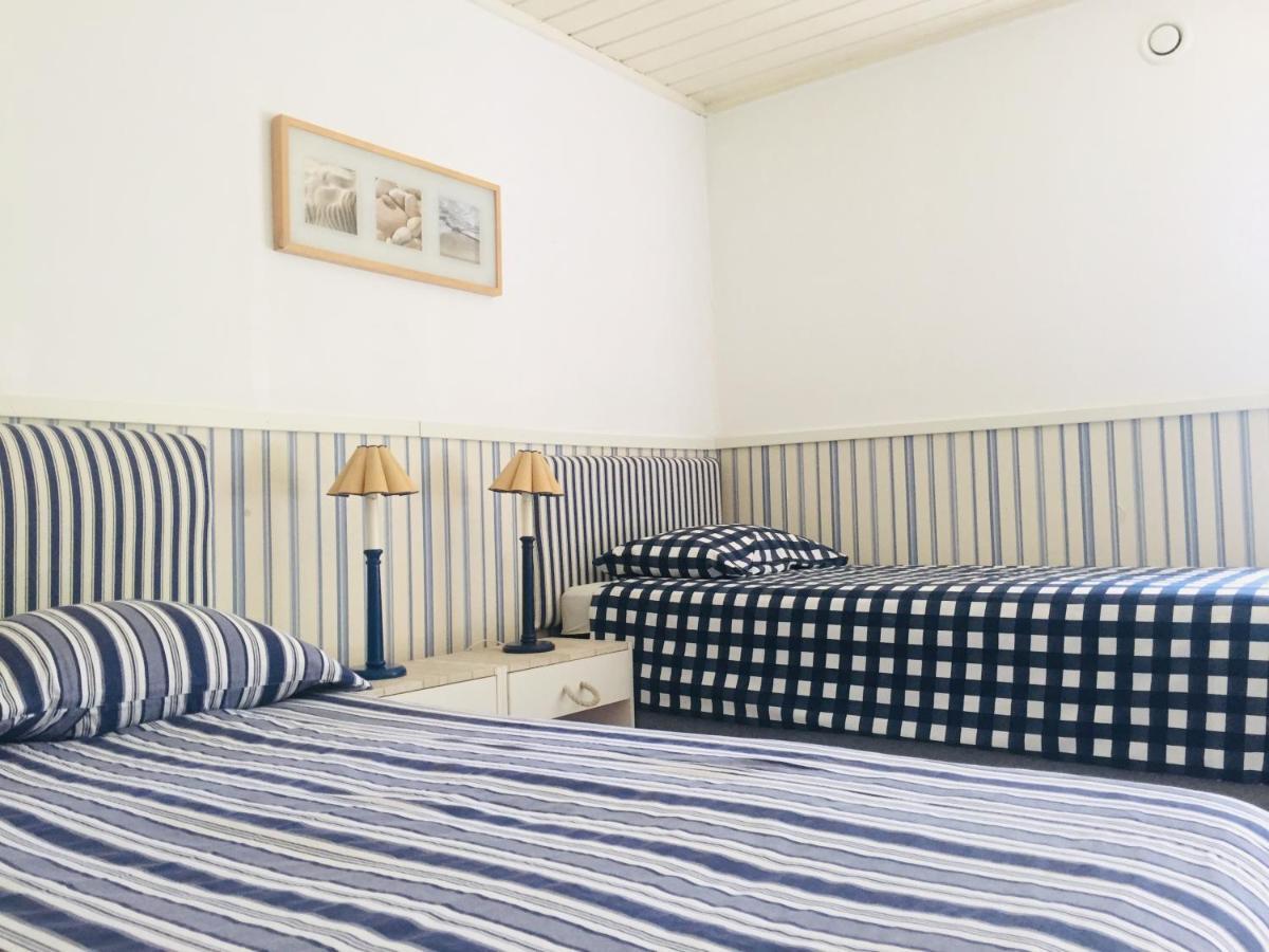 Kaju Guesthouses Nasva Ngoại thất bức ảnh