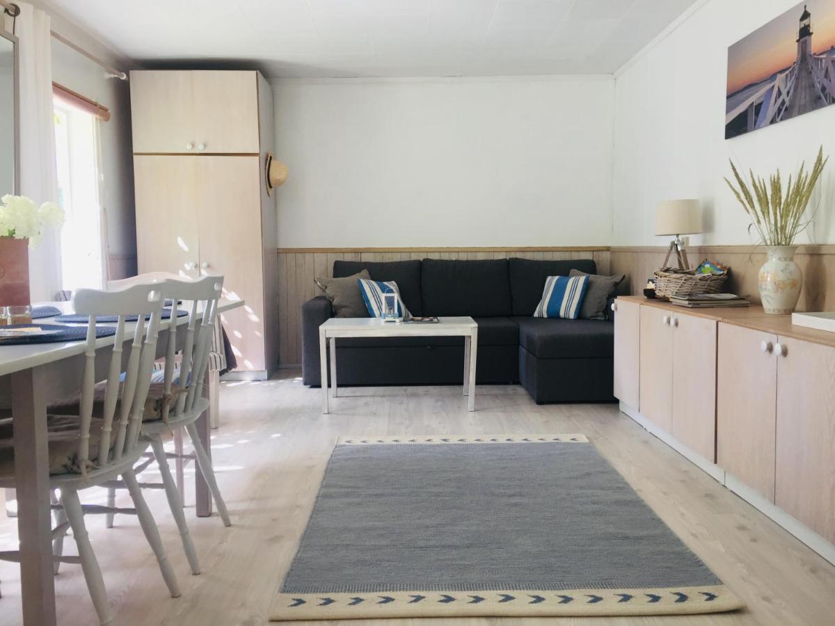 Kaju Guesthouses Nasva Ngoại thất bức ảnh